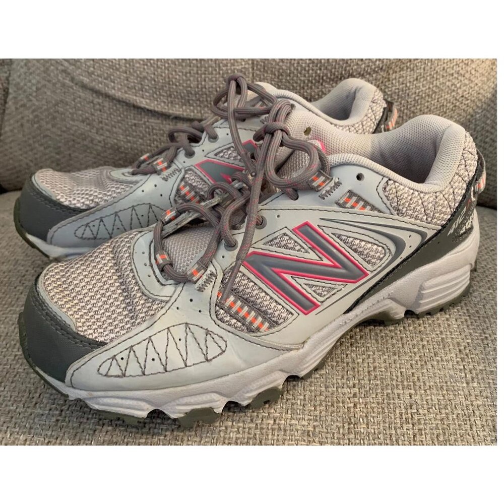 New Balance 412 Women's Gray Pink Athletic Trail Running Shoes WTE412P1 size 7 D